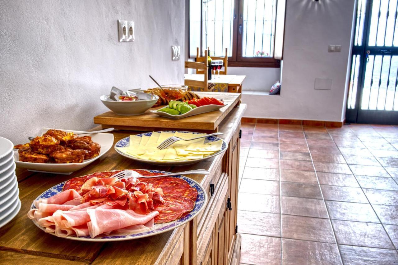 La Vieja Botica Bed and Breakfast Canillas de Aceituno Exteriör bild