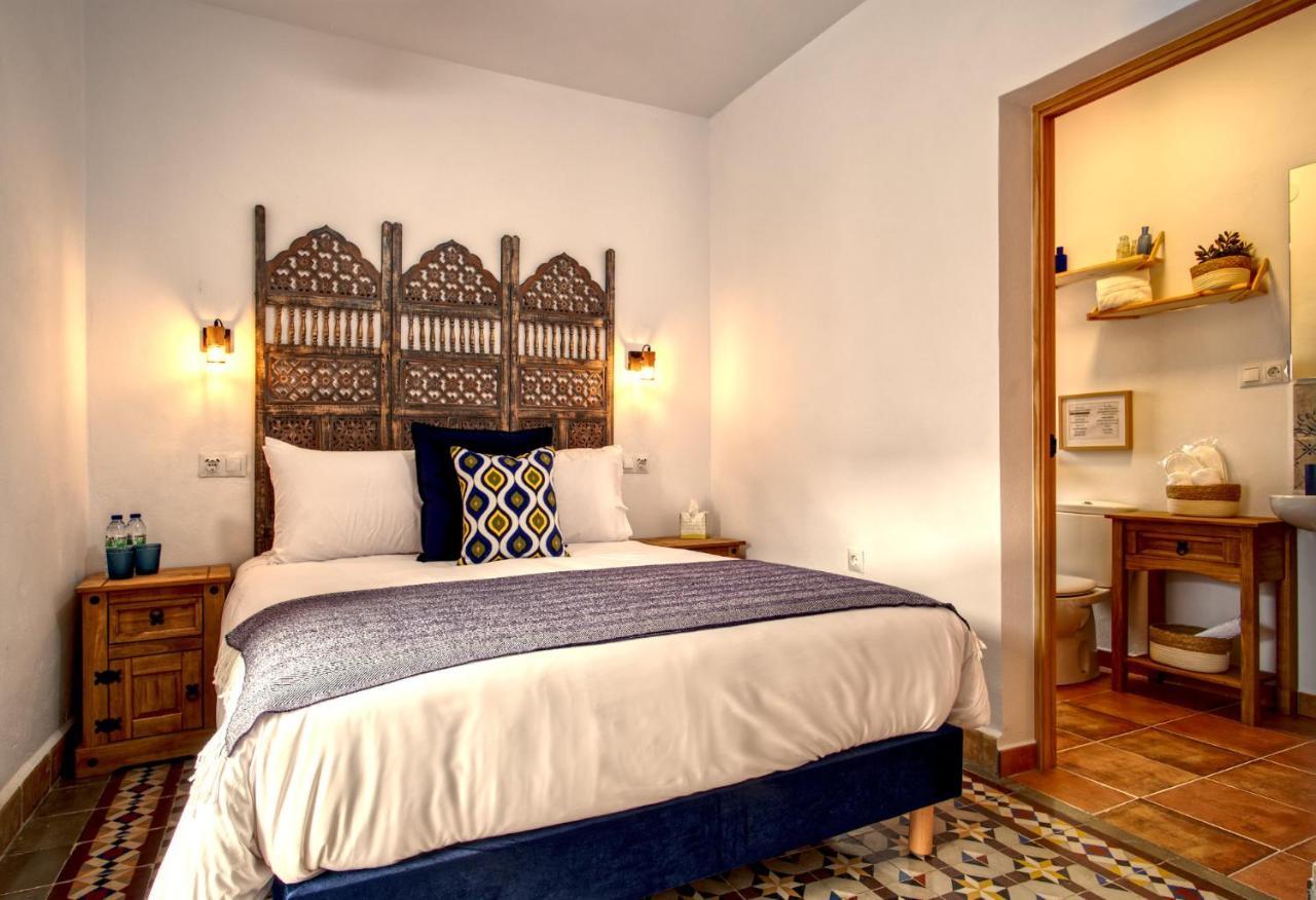 La Vieja Botica Bed and Breakfast Canillas de Aceituno Exteriör bild