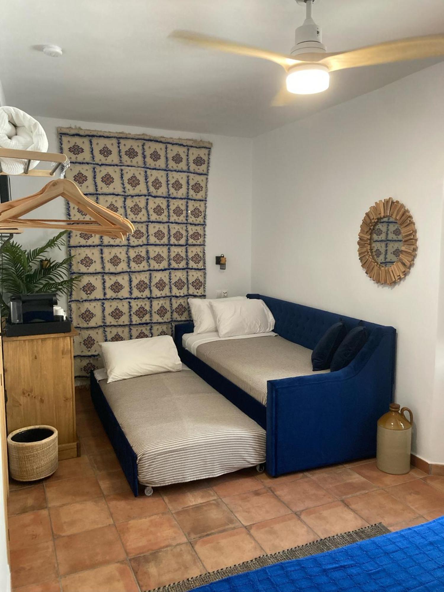 La Vieja Botica Bed and Breakfast Canillas de Aceituno Rum bild